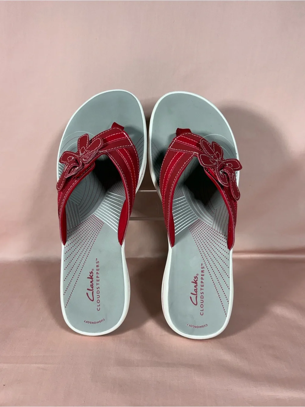 Clarks Cloudsteppers Brinkley Floral Cherry Red Flip Flop Sandals W's 9 M
